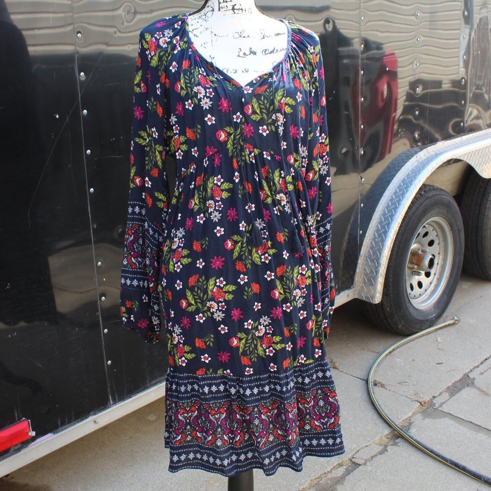 Time and Tru Women's Lightweight Dress - Pretty Floral - Size Large